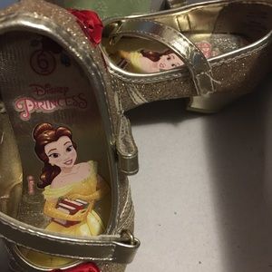 Belle slippers size 6